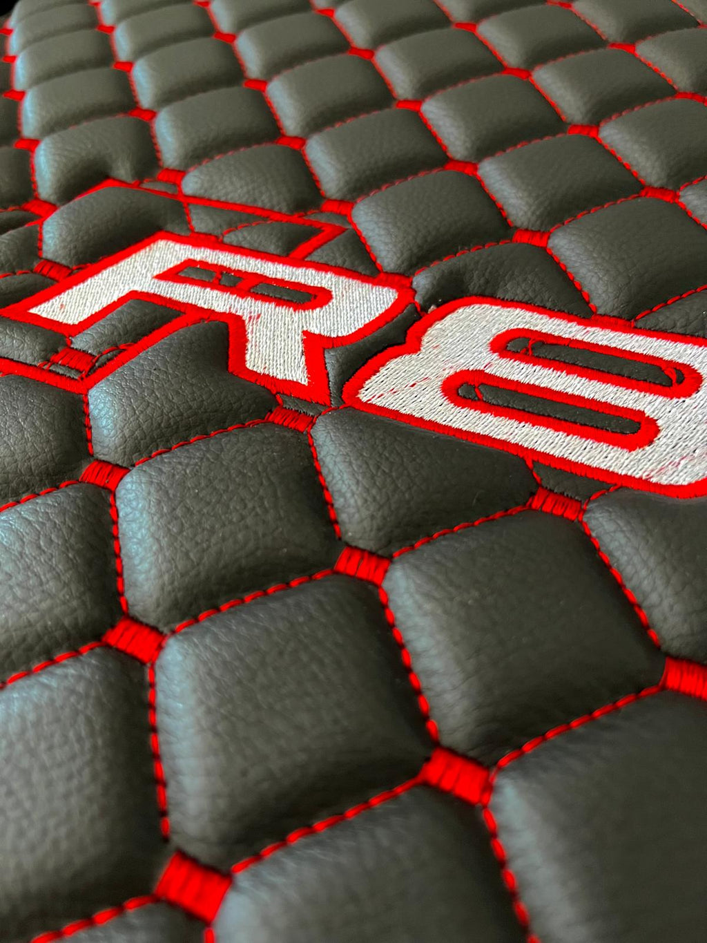 Audi R8 Leather Car Floor Mat, Audi R8 Waterproof Custom Car Mat